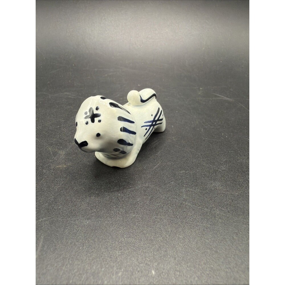 Vintage Mini Lion Porcelain Figurine Hand Painted Blue And White 2”